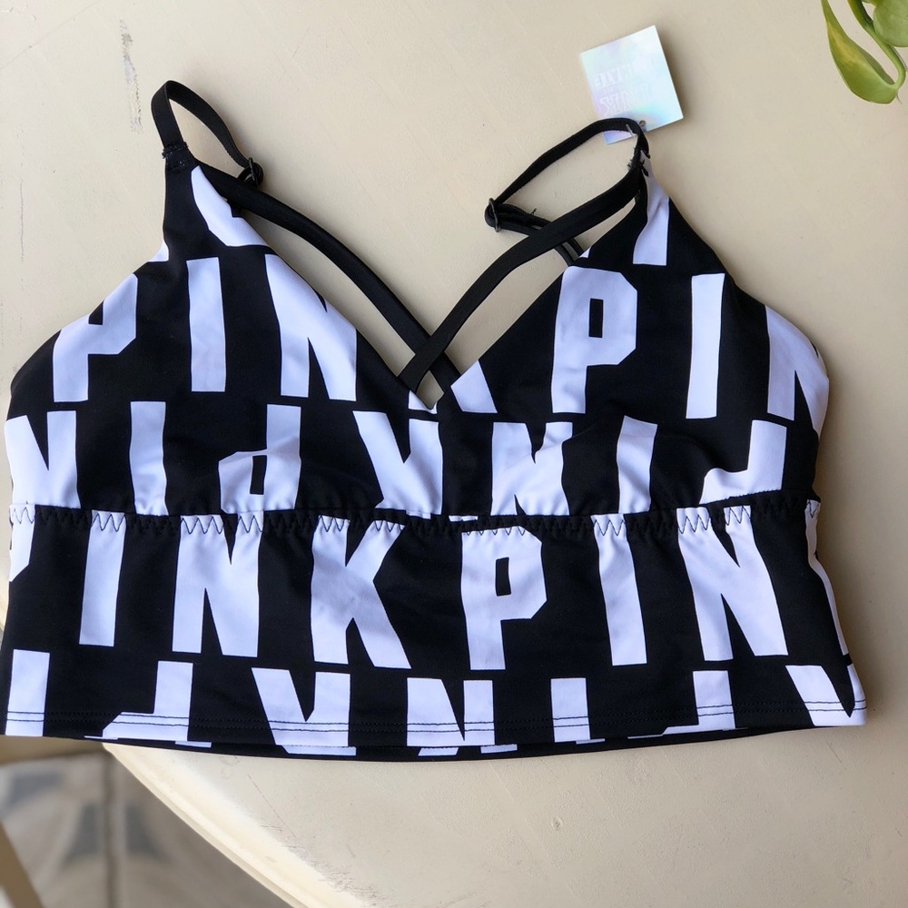 Sports bra